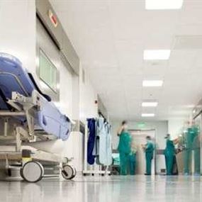 نقابة المستشفيات: لتأمين الأموال اللازمة لتغطية الكلفة الفعلية للطبابة
