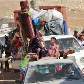 استئناف رحلات العودة الطوعية للنازحين السوريين بقافلتين من 300 شخص