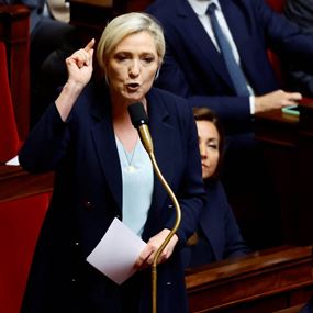 اليمين المتطرف في فرنسا يستغل هجوم آنسي في حملته ضد الهجرة
