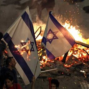 الرئيس الإسرائيلي يدعو لوقف التعديلات القضائية فوراً والمعارضة: نتنياهو تجاوز "الخط الأحمر"