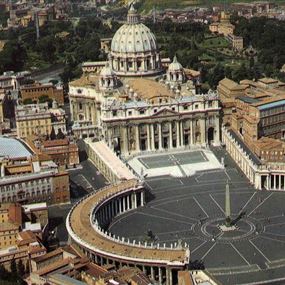 الفاتيكان أعاد فتح متاحفه ويتهيأ للاحتفال بالذكرى السنوية التسعين لأول رسالة إذاعية