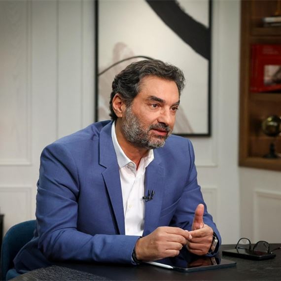 صادق: "الثنائي" يستفيد من غياب القرار وجبن أصحابه للسيطرة على الأملاك