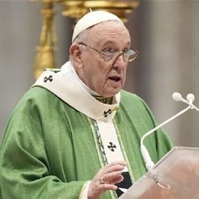 البابا فرنسيس في قداس الشعانين: لنفكر في غزة التي تتألم كثيراً!